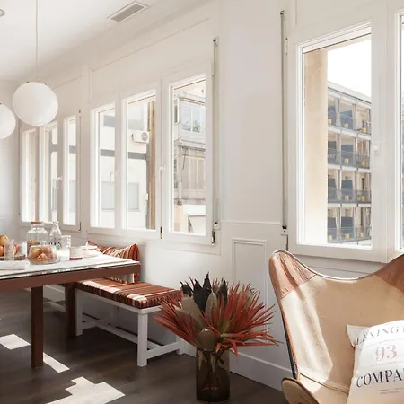 Enjoybcn Coliseum Apartment