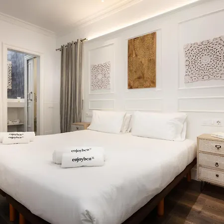 Enjoybcn Coliseum Apartmán